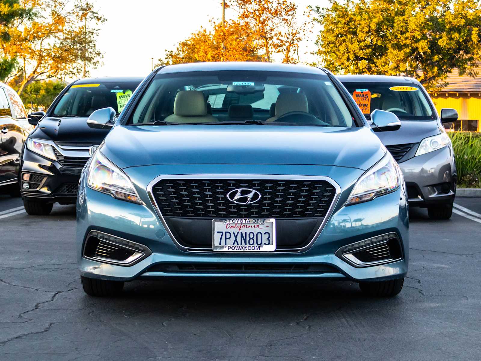 Used 2016 Hyundai Sonata Hybrid Base with VIN KMHE24L14GA030324 for sale in Poway, CA