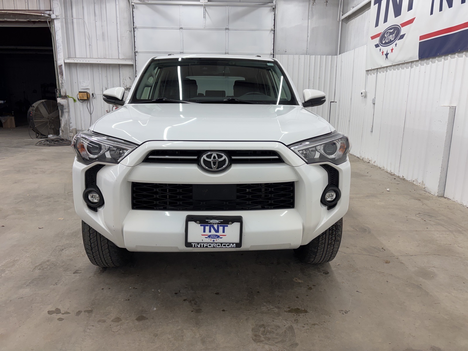 2023 Toyota 4Runner SR5 Premium photo 3