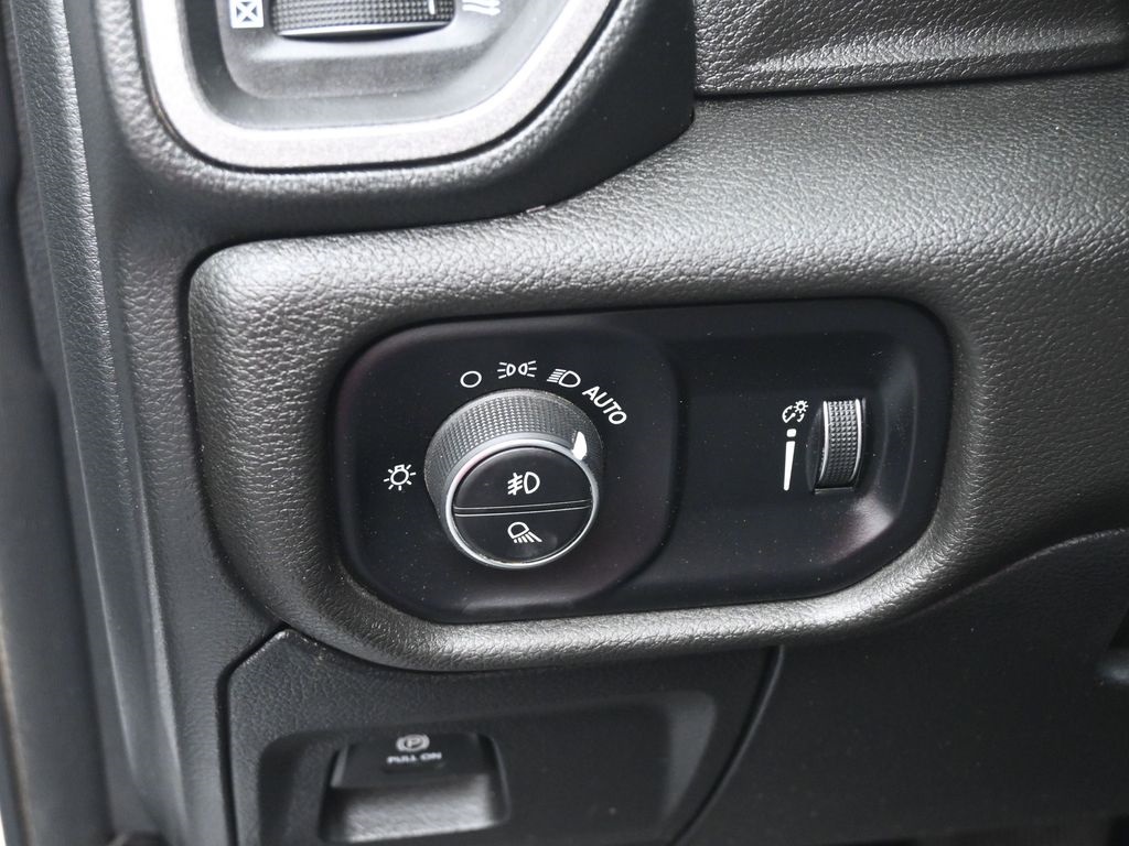 2024 Ram 1500 Tradesman photo 18