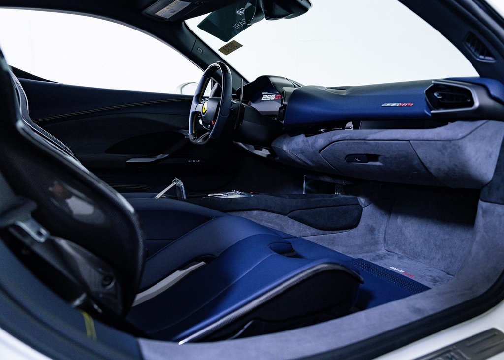 Certified Used 2024 Bianco Avus Ferrari  image 21