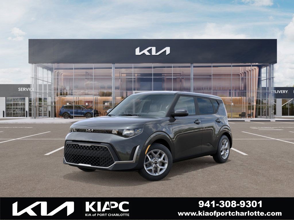 2025 Kia Soul LX's photo