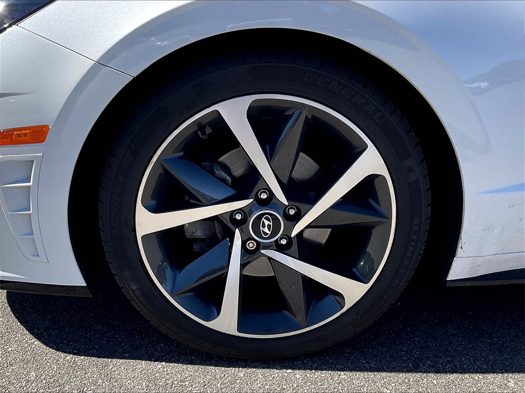 2022 Hyundai Sonata SEL Plus photo 7