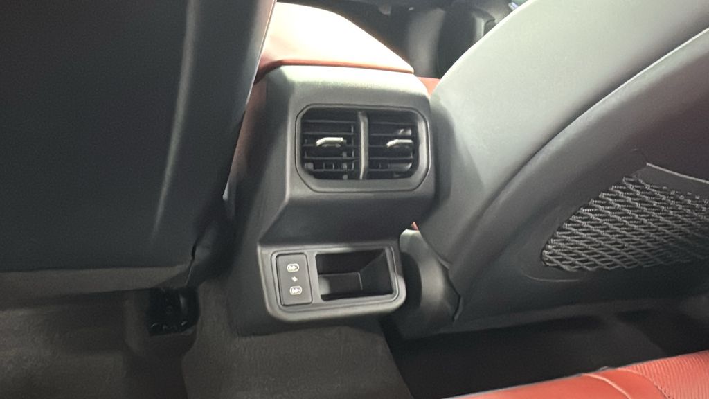 2025 Kia K4 GT-Line Turbo photo 33