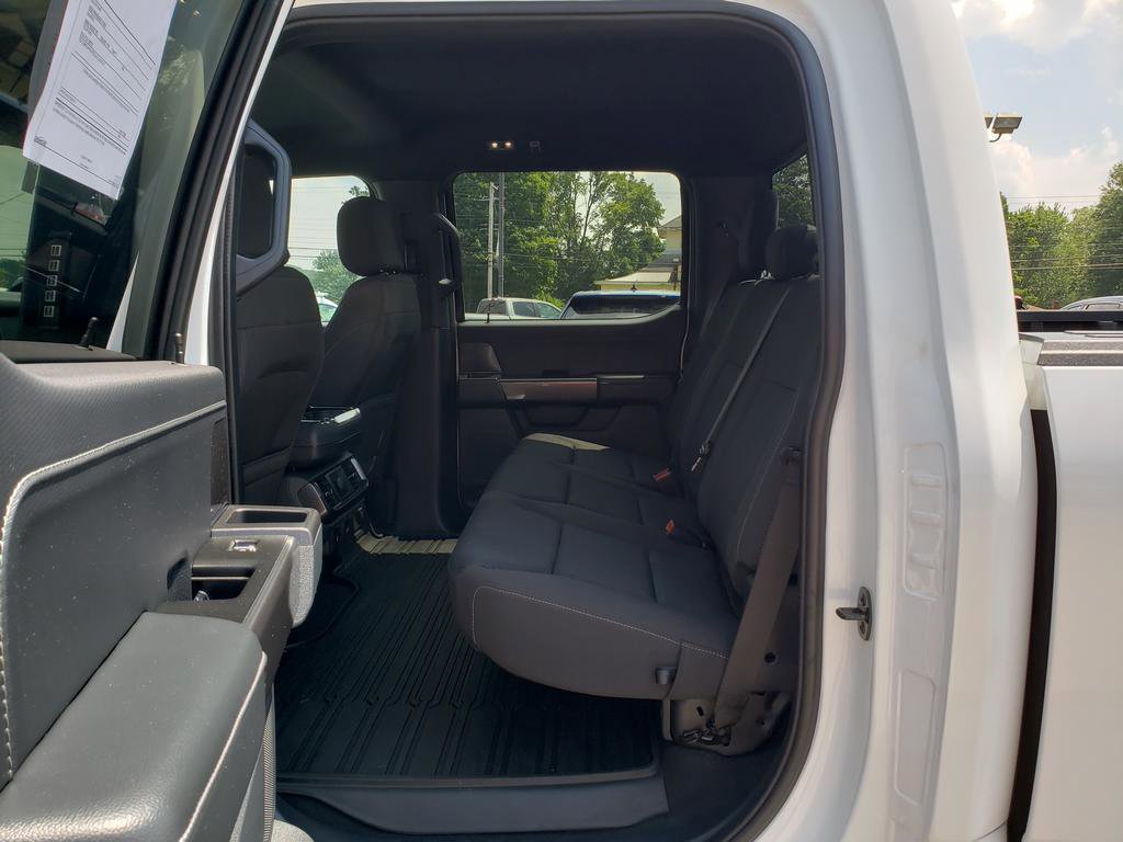 2023 Ford F-150 XLT photo 9