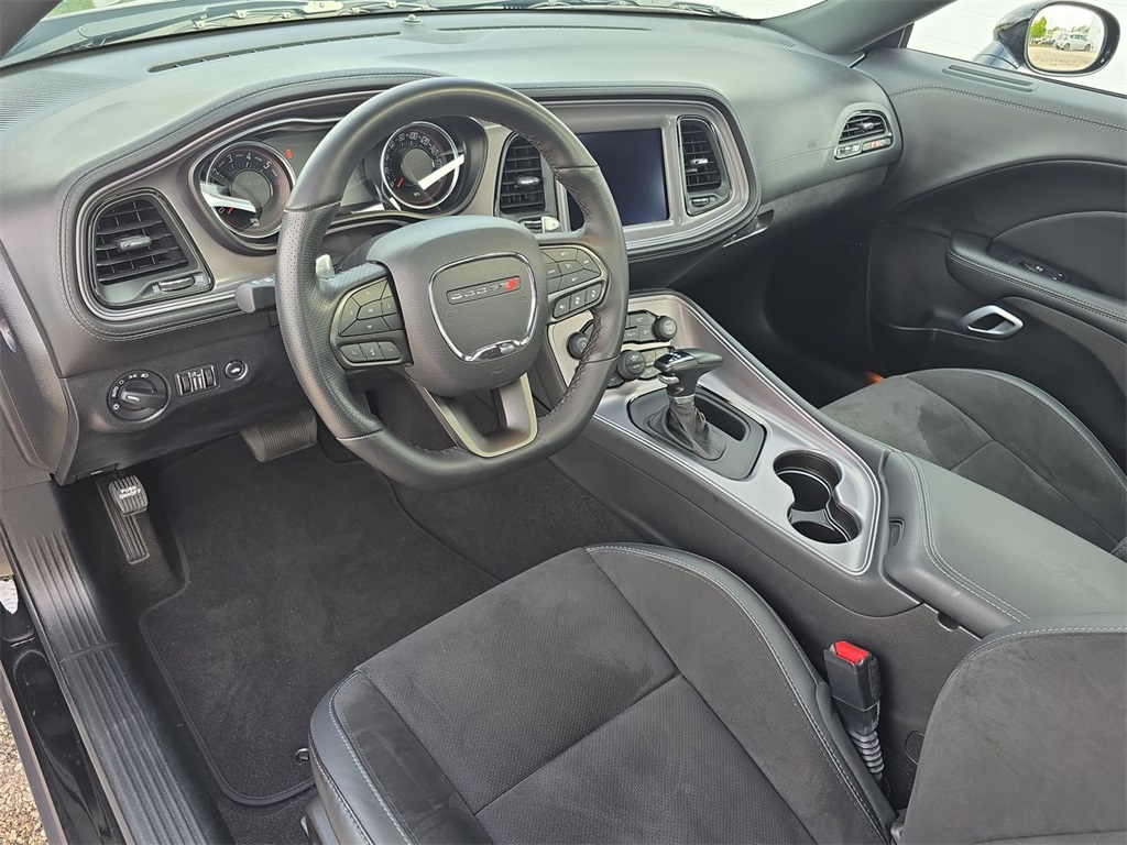 2023 Dodge Challenger R/T Scat Pack Widebody photo 10