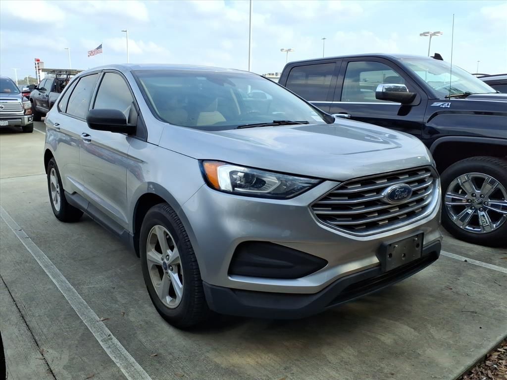 2020 Ford Edge SE's photo