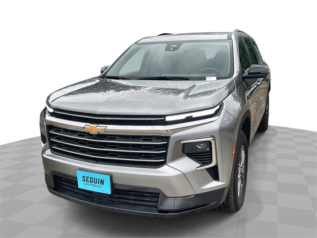 2024 Chevrolet Traverse 2LT's photo