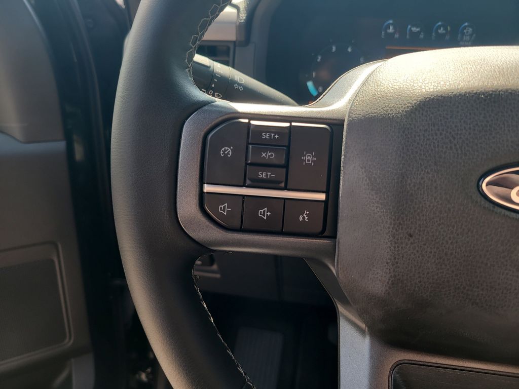 2024 Ford F-150 XLT photo 12