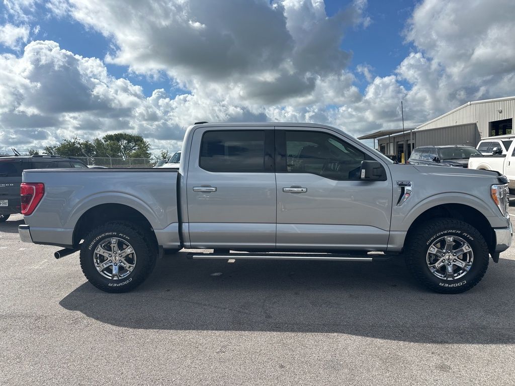 2022 Ford F-150 XLT photo 8