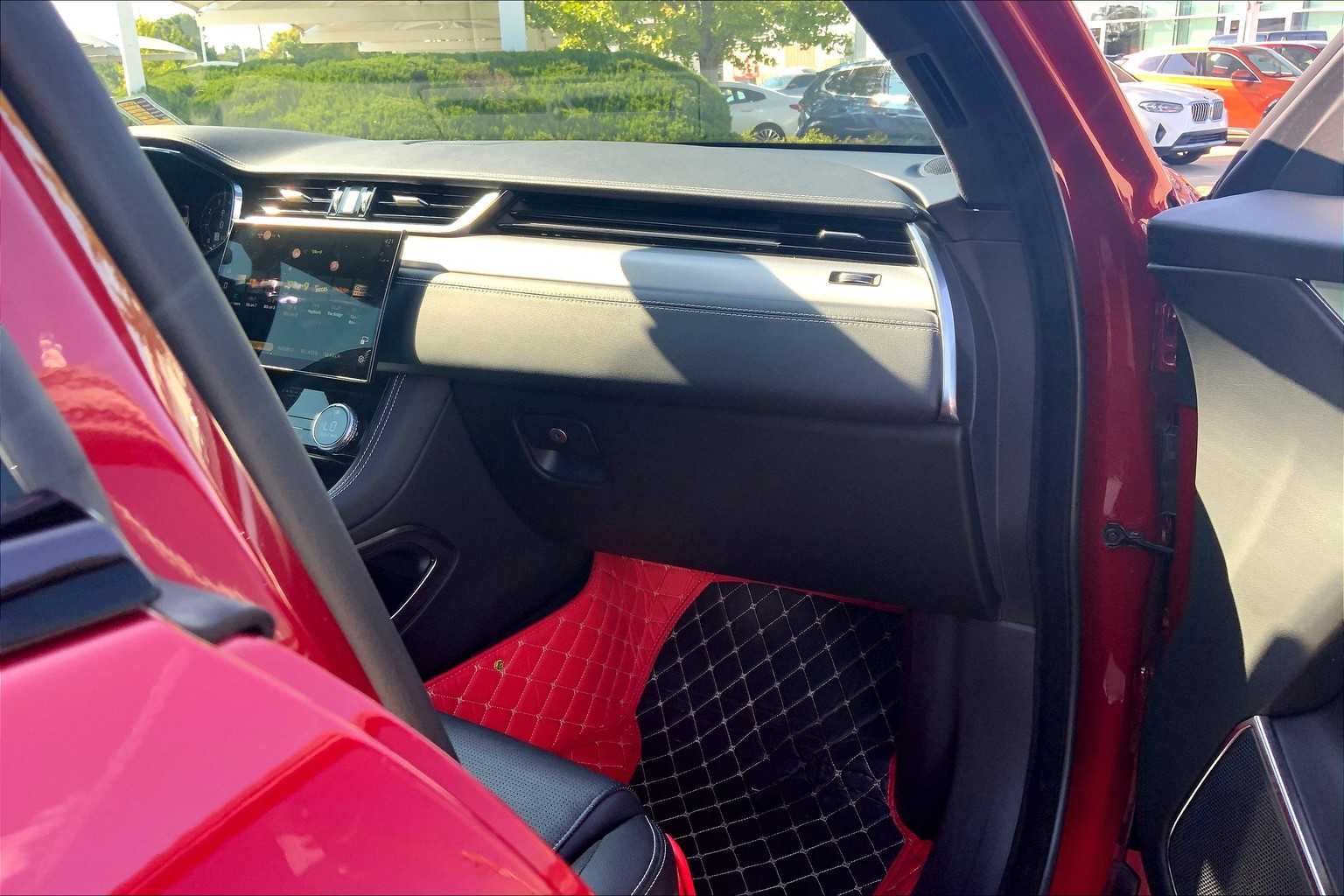 2024 Jaguar F-PACE P250 R-Dynamic S photo 16