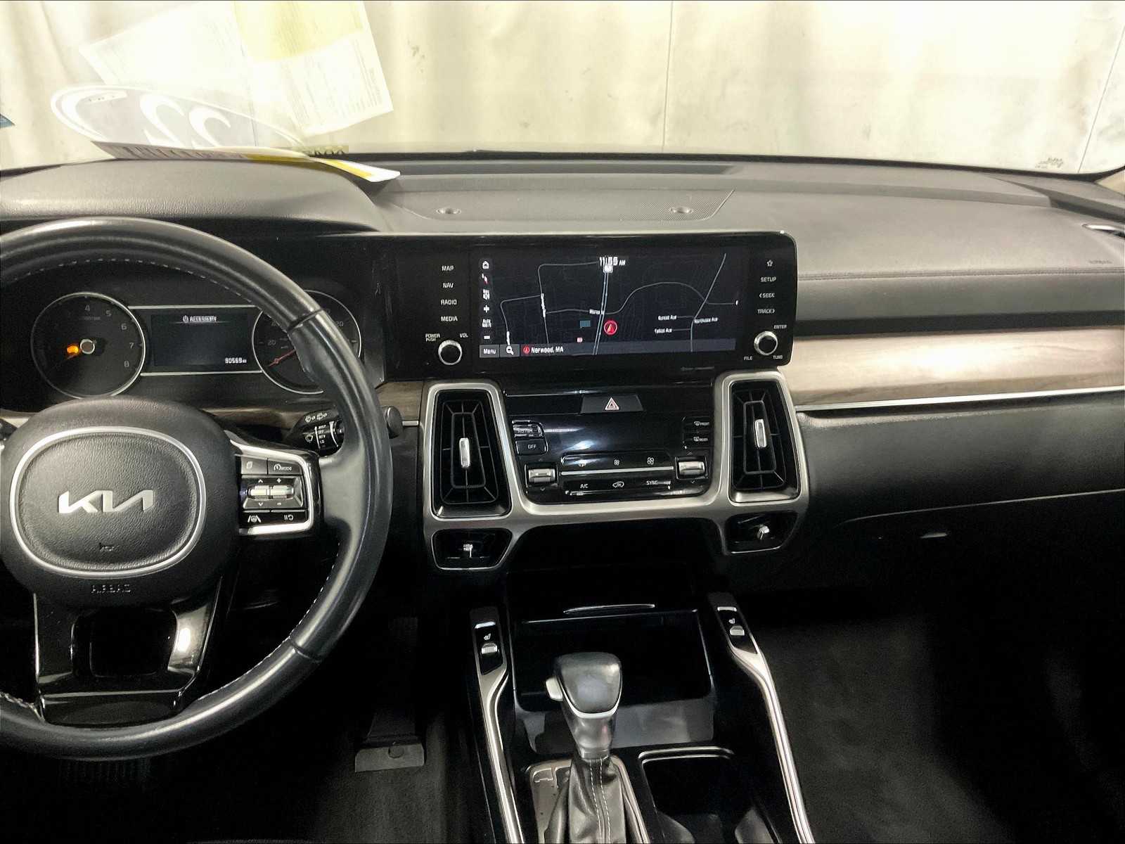 2022 Kia Sorento X-Line S photo 13
