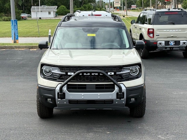 2025 Ford Bronco Sport Badlands photo 9