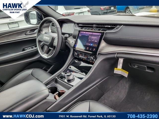 2025 JEEP GRAND CHEROKEE - Image 24