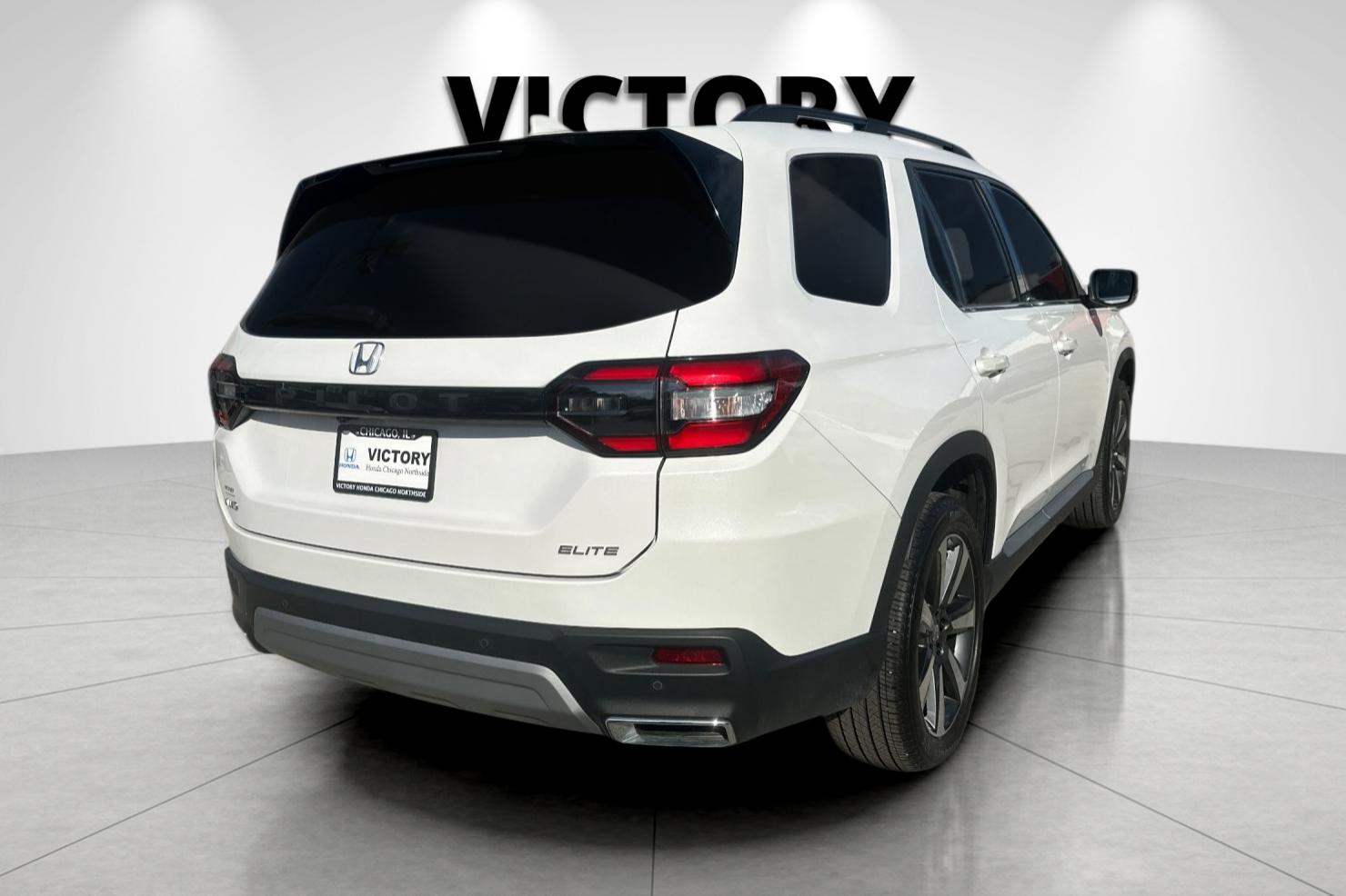 2023 Honda Pilot Elite photo 3