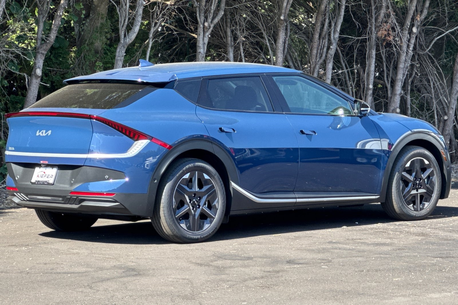2025 Kia EV6 Light Wind photo 3