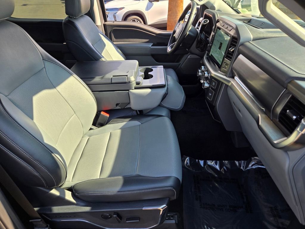 2022 Ford F-150 XL photo 14