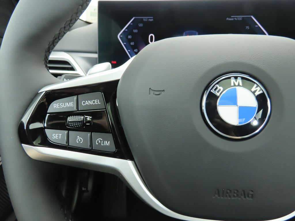 2025 Bmw 330i photo 11