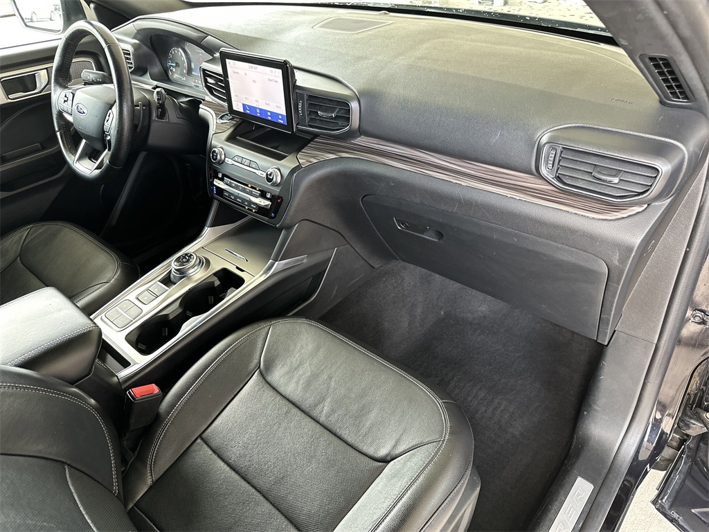 2020 Ford Explorer Limited photo 31