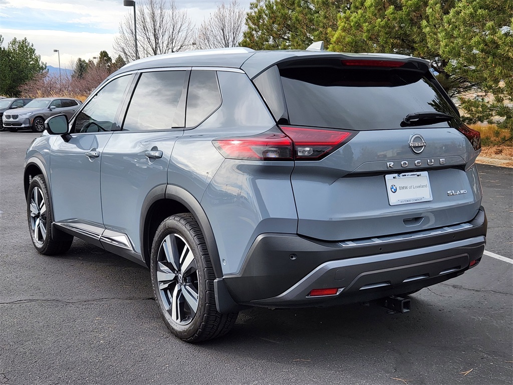 2023 Nissan Rogue SL photo 2