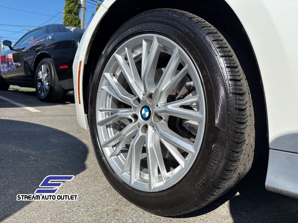 2024 Bmw 330i xDrive photo 4