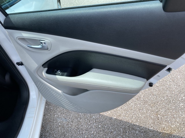 2013 Dodge Dart SXT photo 23