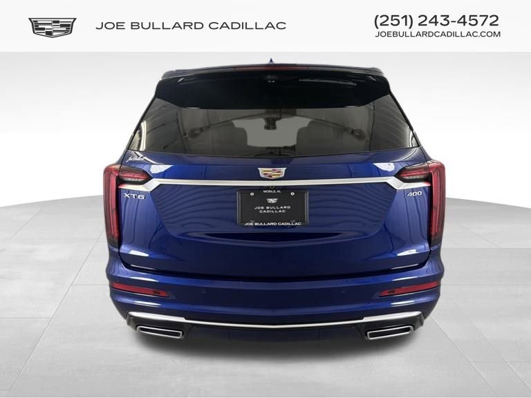 2025 Cadillac XT6 Premium Luxury photo 3