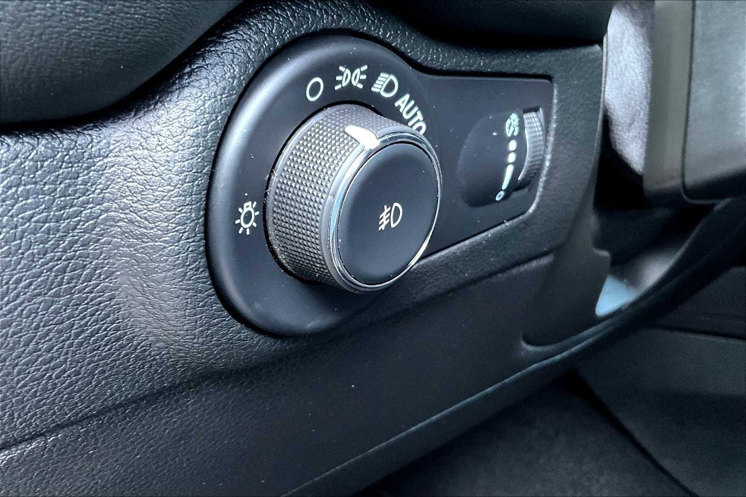 2023 Dodge Durango R/T Premium photo 29