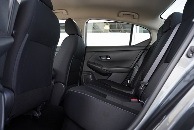 2021 Nissan Sentra SV photo 23