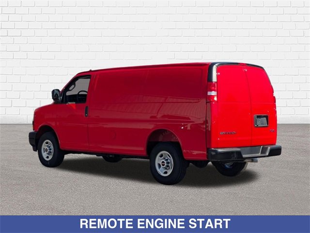 2025 Gmc Savana Cargo 3500 photo 3