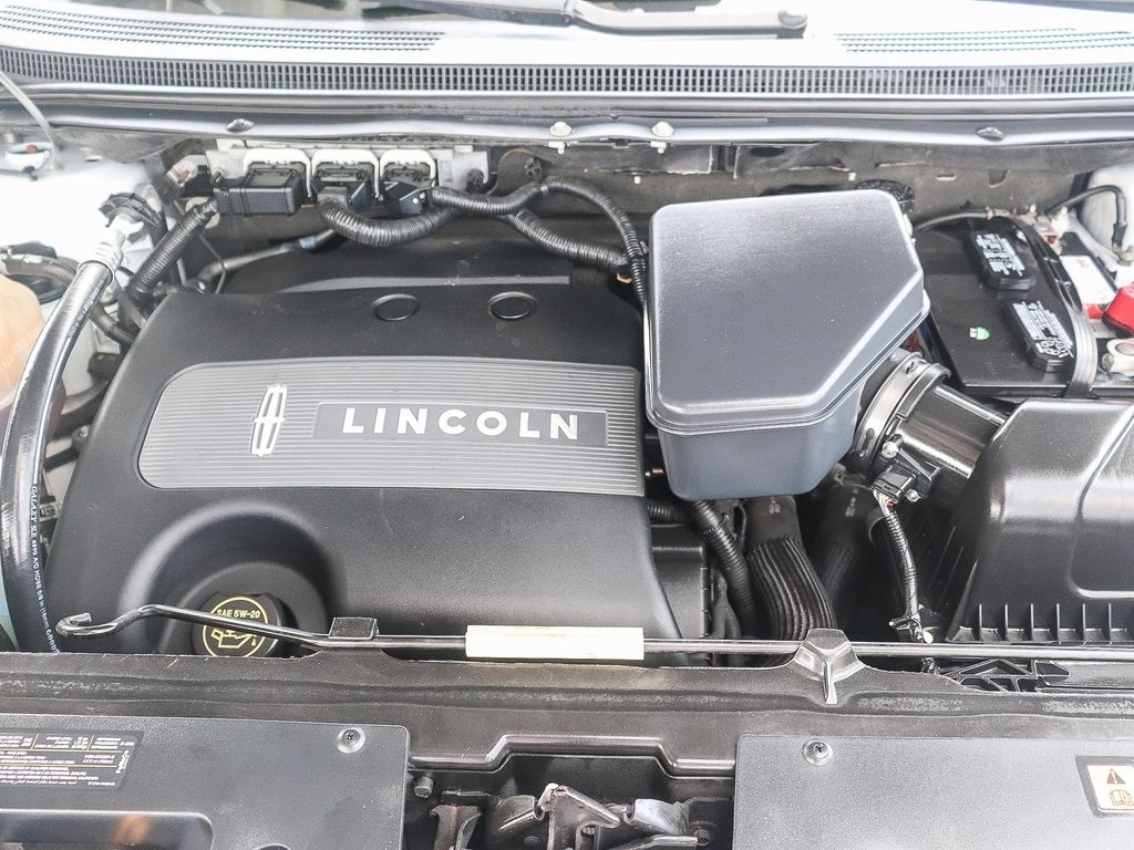 2014 Lincoln MKX Base photo 25