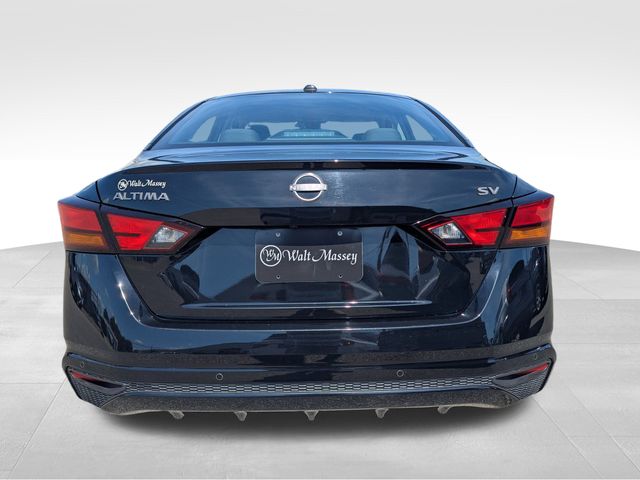 2024 Nissan Altima 2.5 SV photo 4