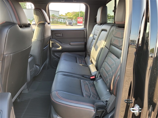 2026 Nissan Frontier Crew Cab PRO-4X photo 11