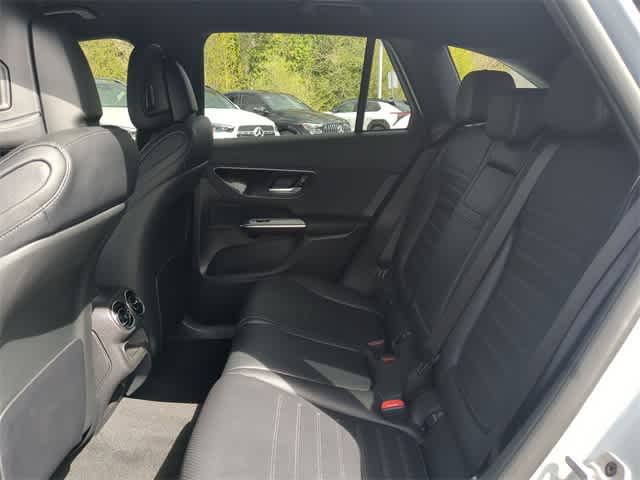 2025 Mercedes Benz GLC 300 4MATIC photo 11