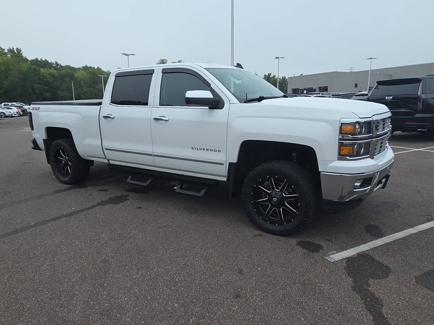 2015 Chevrolet Silverado 1500 LTZ photo 2