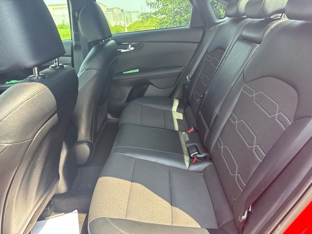 2024 Kia Forte GT-Line photo 12
