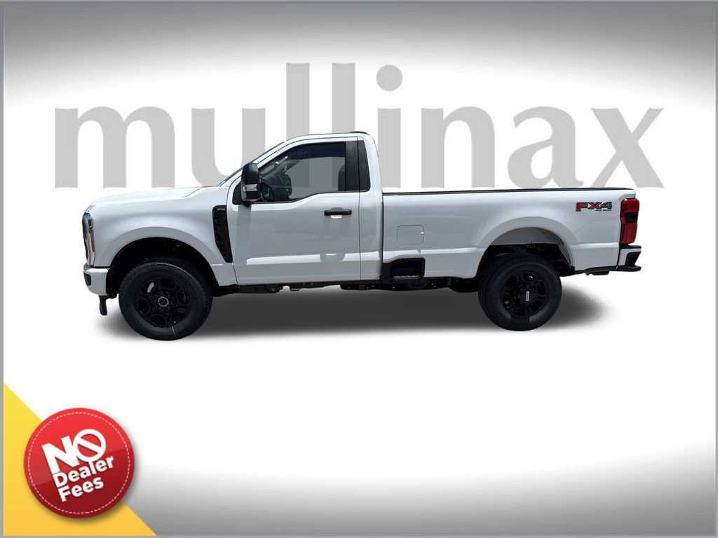 2025 Ford F-350 XL photo 2