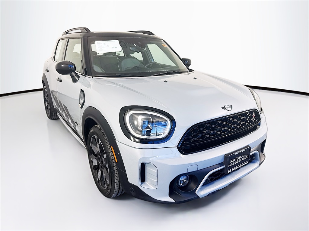 2023 MINI Countryman S's photo