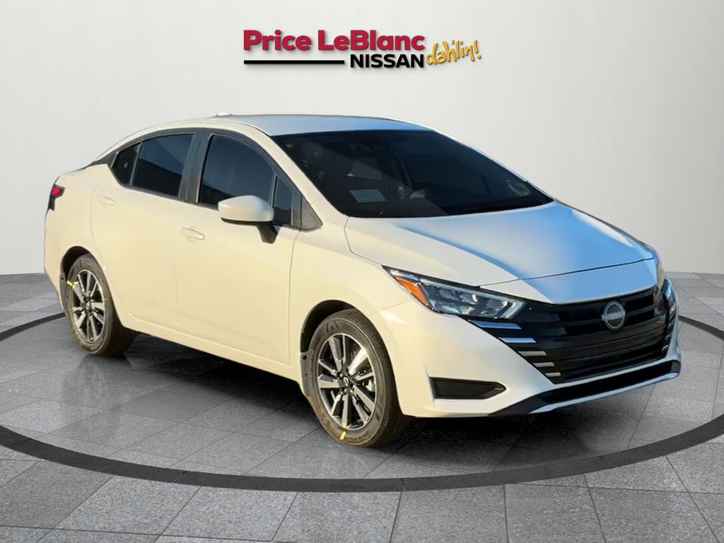 2025 Nissan Versa Sedan SV's photo