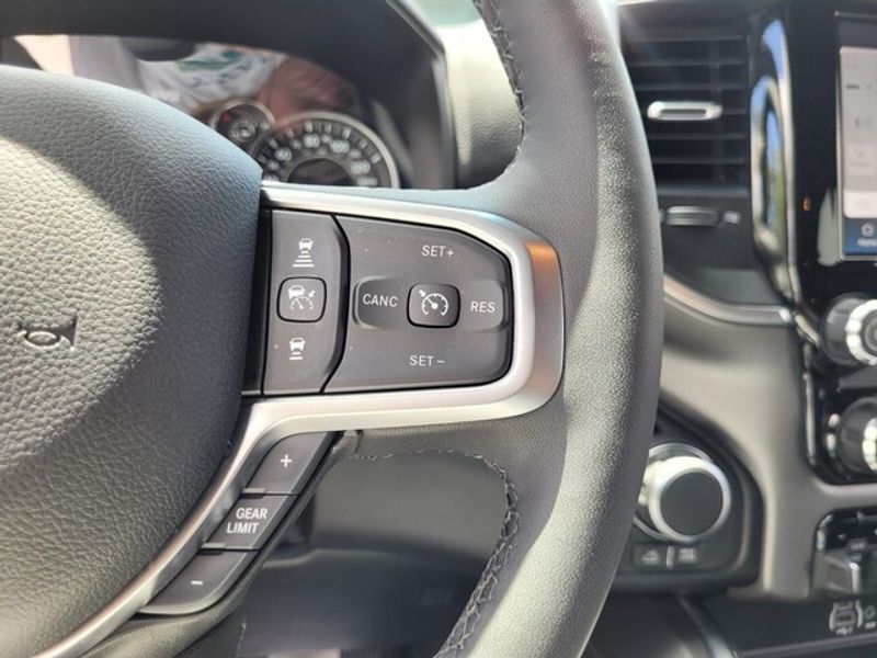 2025 Ram 1500 Big Horn photo 18