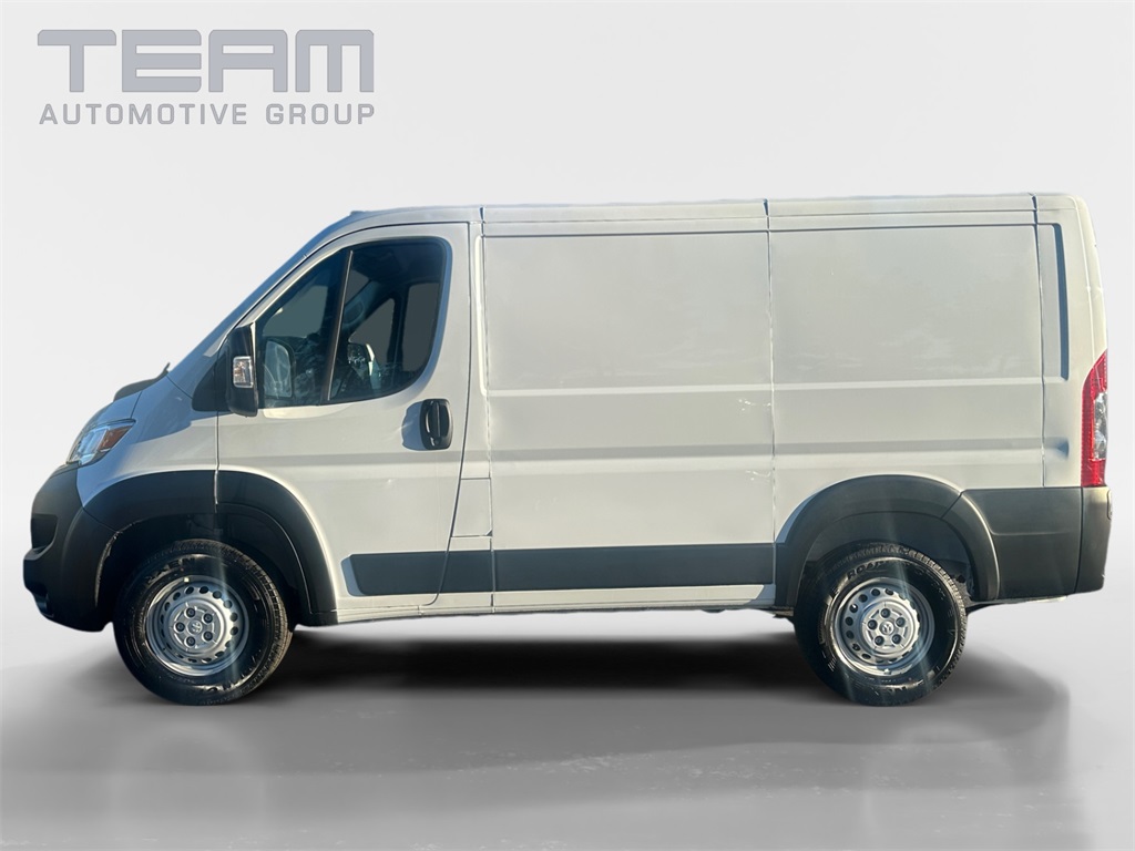 2026 Ram 1500 Tradesman photo 2