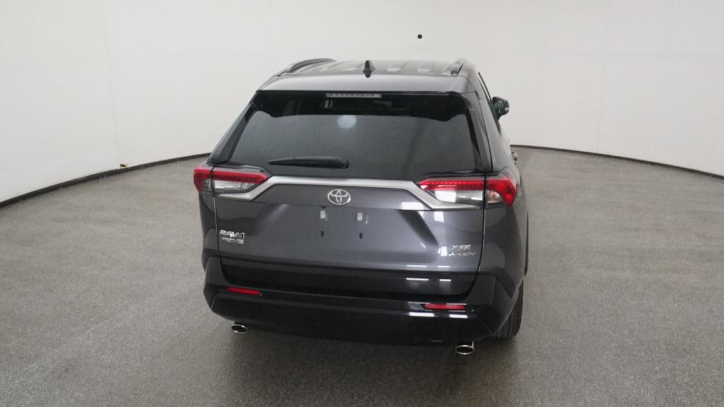 2025 Toyota RAV4 Hybrid XSE photo 18