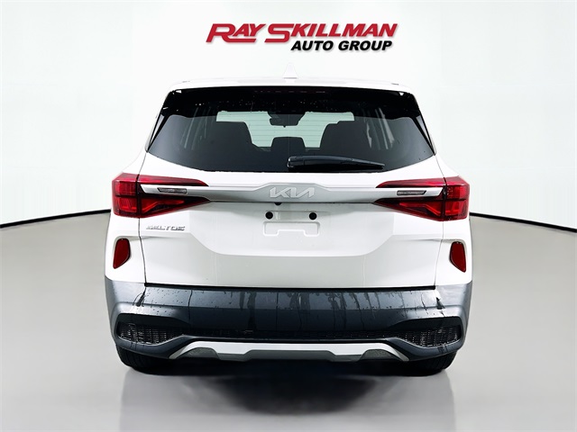 2022 Kia Seltos LX photo 4