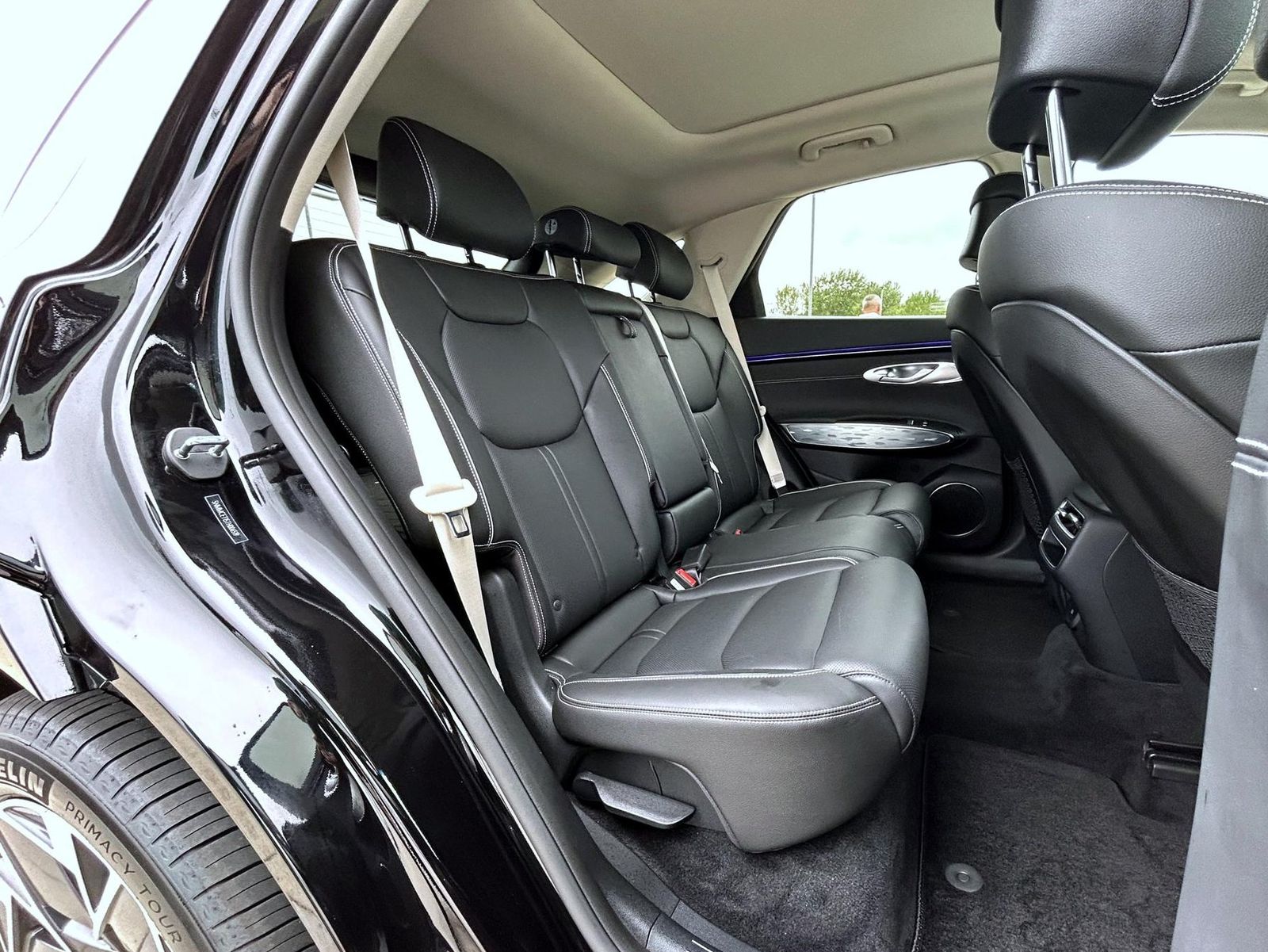 2026 Genesis Electrified GV70 photo 18
