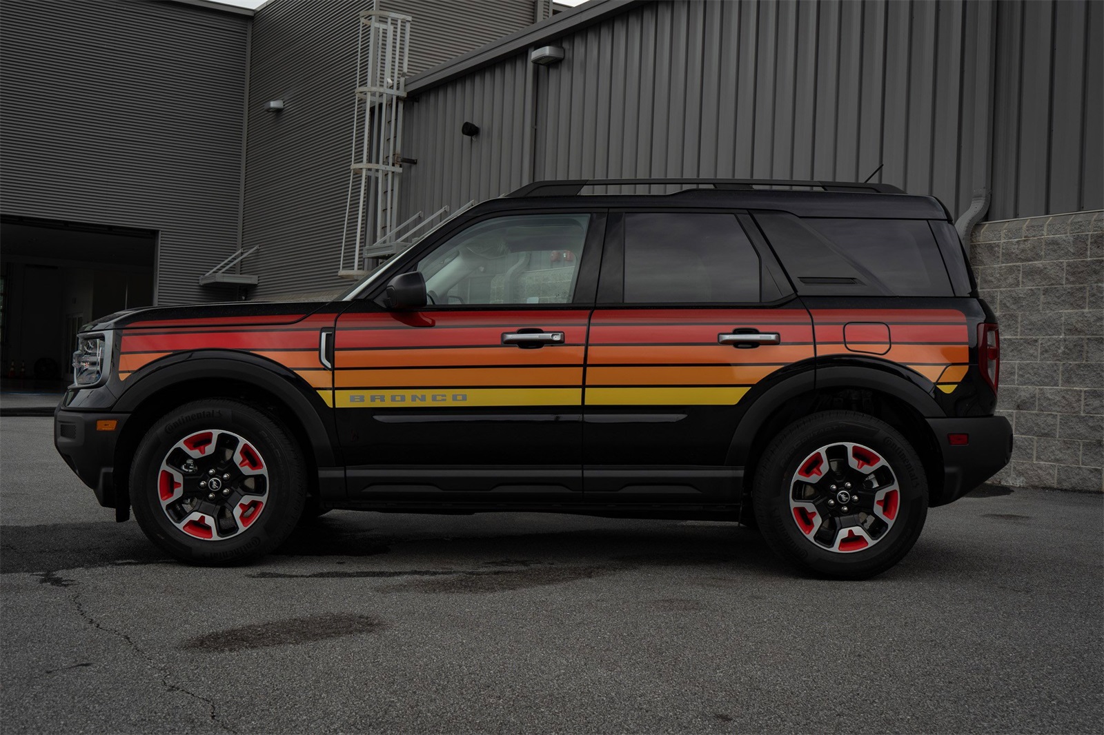 2025 Ford Bronco Sport Free Wheeling photo 2