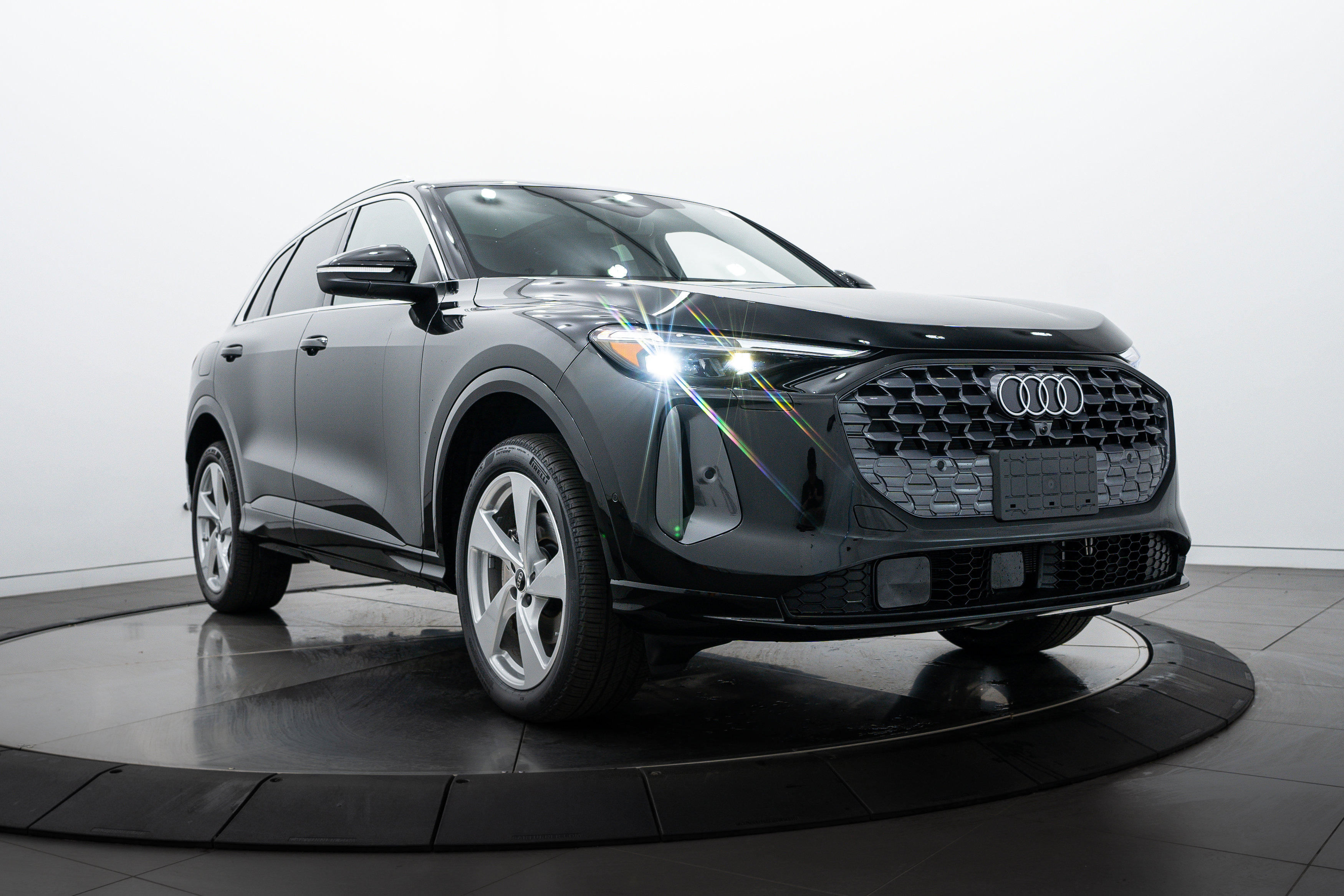 2025 Audi New Q5 Premium Plus's photo