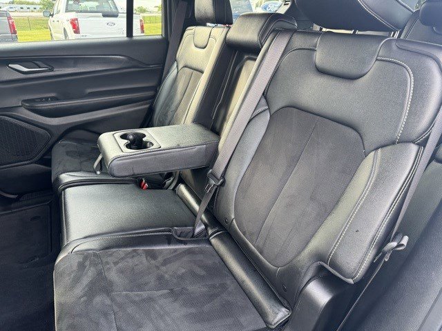 2024 Jeep Grand Cherokee Altitude photo 22