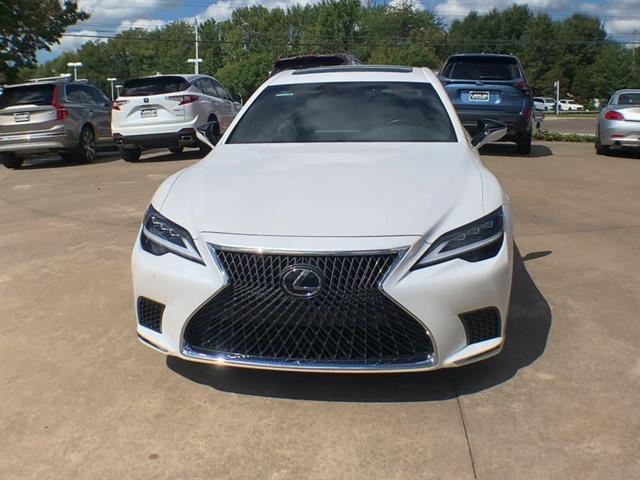 2022 Lexus LS 500 photo 2