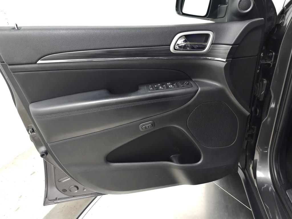 2021 Jeep Grand Cherokee Limited photo 14