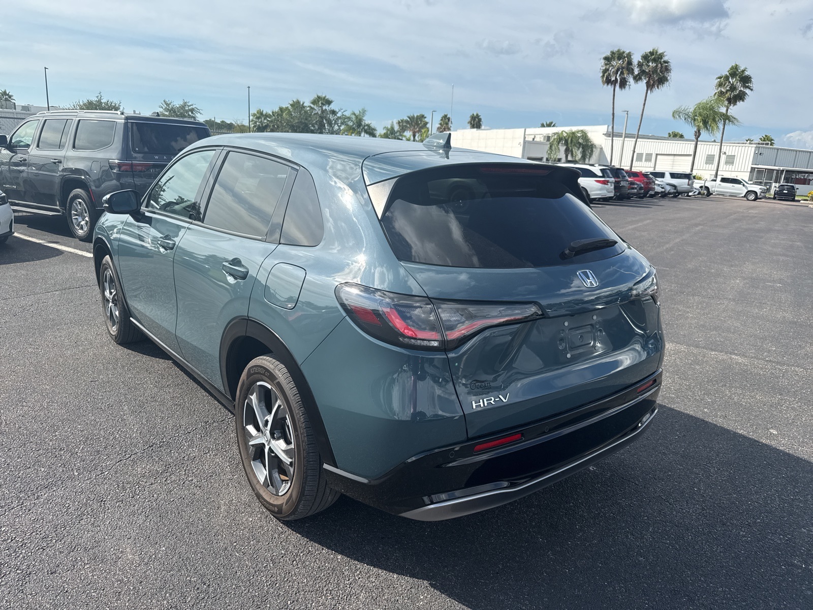 2024 Honda HR-V EX-L photo 5