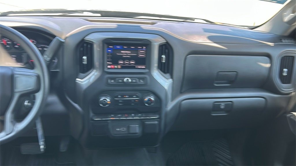 2021 Chevrolet Silverado 1500 Custom photo 25
